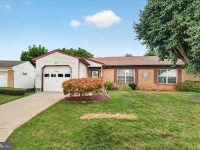 5675 Barberry Ct