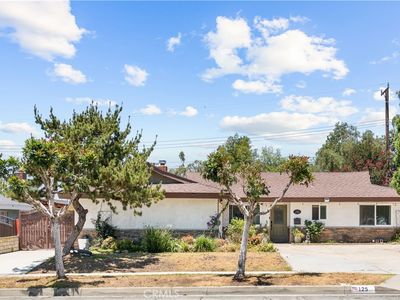 125 W Ronwood St