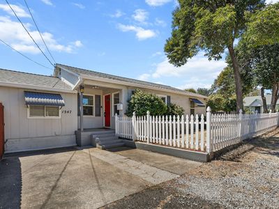 1547 Sonoma St
