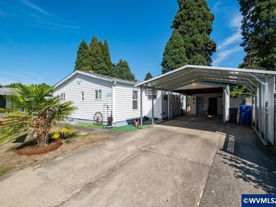 2374 Greentree Ct NE