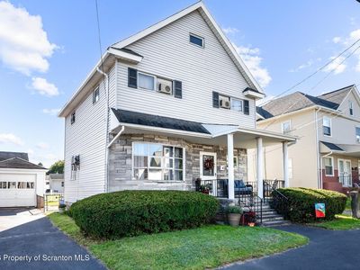 907 Lincoln Ave