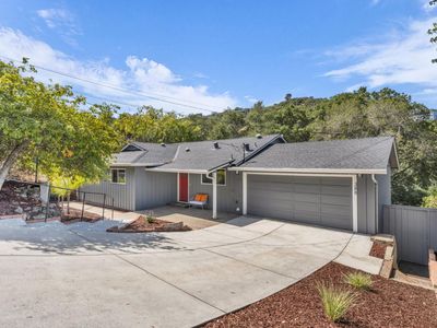 388 Ashford Ave