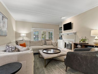 248 Westchase Dr