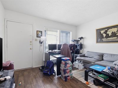 2801 Hemphill Park #A-302