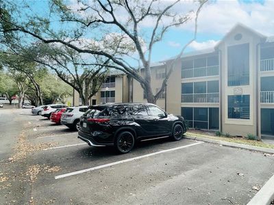629 DORY LANE #202
