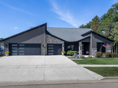 3633 Walters Way
