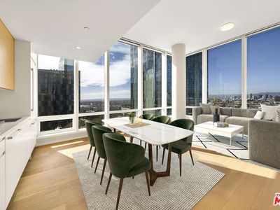 877 Francisco St #927
