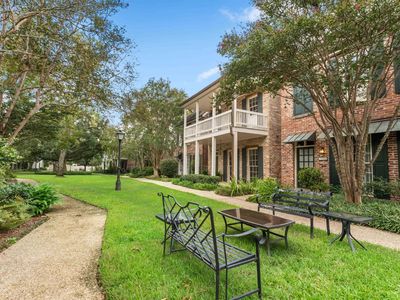 7958 Wrenwood Blvd APT C