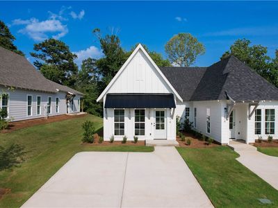 3216 Bradley Ln