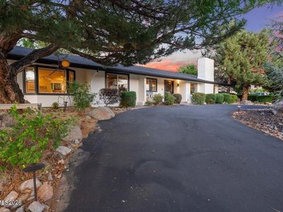 5540 E Hidden Valley Dr