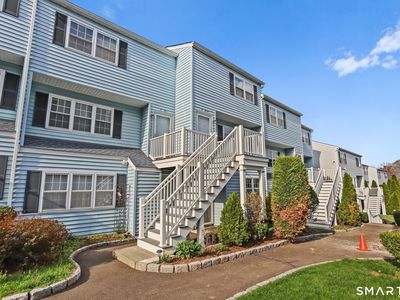 14 1/2 Fairview Avenue #B7