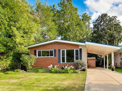 3827 White Cloud Dr