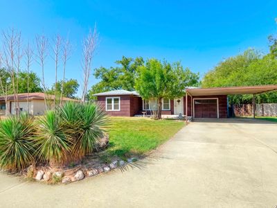 541 N 4th