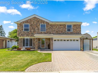 23312 E Fairway Dr