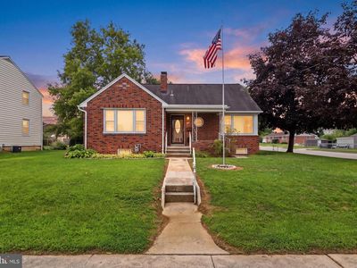120 Maple Ave