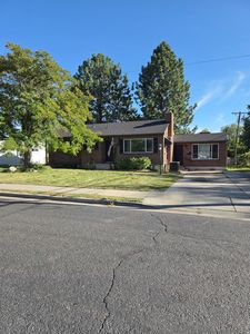 2265 W 5400 S