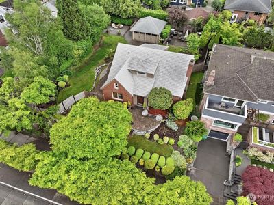 1560 28th Avenue W