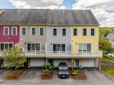 19 Forest Edge Drive