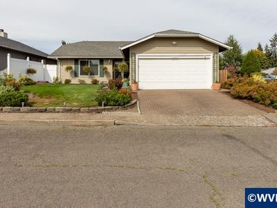 1603 Sunrise Cir NW