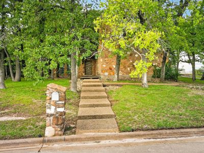 2911 Partridge Cir
