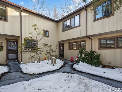 Property at 9 Upper Commons #9, Woodbury, CT