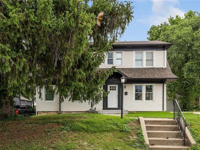 1226 Everett Ave