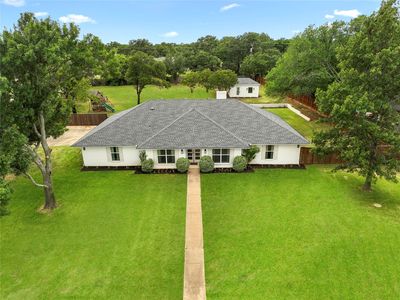180 Trailing Oaks Dr