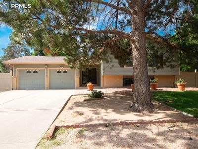 3620 E Cresta Loma Cir