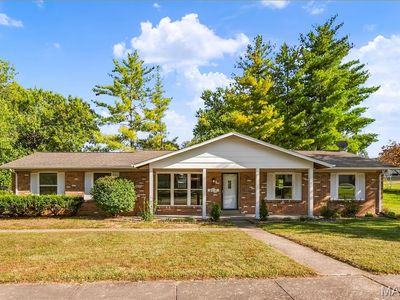 Property at 2916 Thrush Dr, Saint Charles, MO