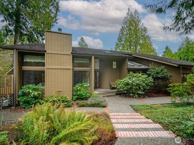 6427 Tralee Drive NW