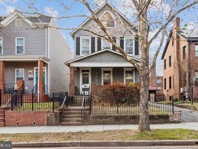 3335 5th St SE