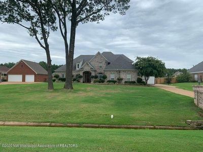 5242 Meadow Pointe Dr