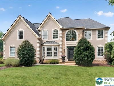5007 W Saucon Ave