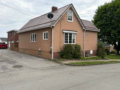 Property at 558 1st St, Leechburg, PA