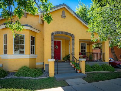 1386 S PECAN Street