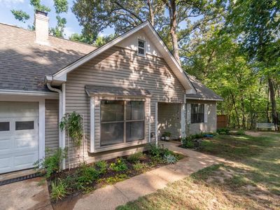 600 Audubon Ln