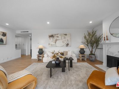 4477 Wilshire Blvd APT 308