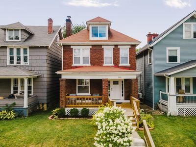 951 S Champion Ave