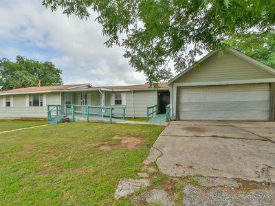 418 W Penn St