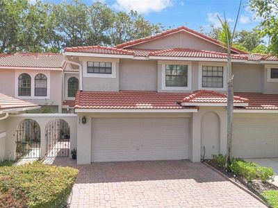 7537 Fenwick Cove Ln