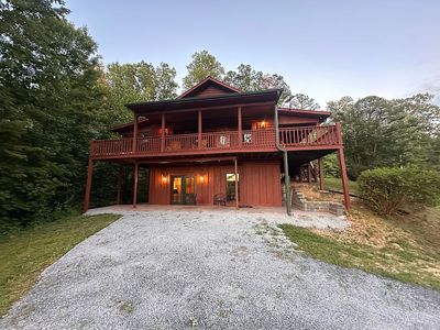 3128 Sanders Ridge Way