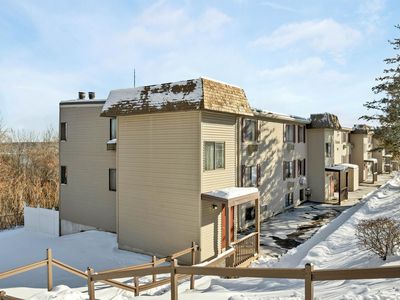 Property at 107 Treetop Circle #11, Laconia, NH