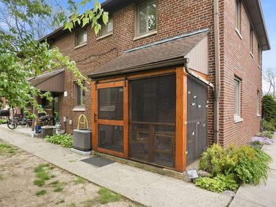 4065 Indianola Ave #2-A