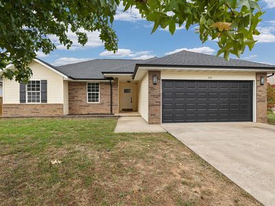 Property at 319 W Cherokee, Clever, MO