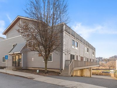 Property at 286 Fenno St APT 4, Revere, MA