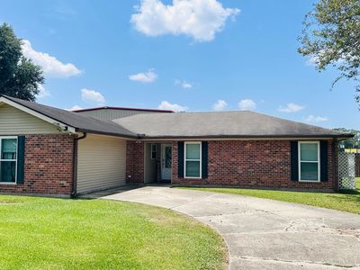 113 Bayberry Ave