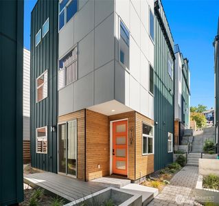 910 15th Avenue #B