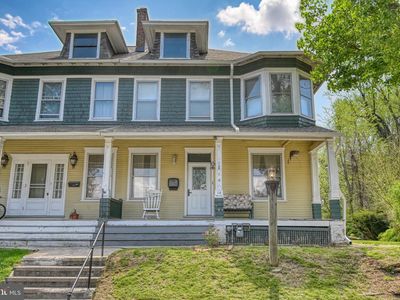 14 E Chestnut St