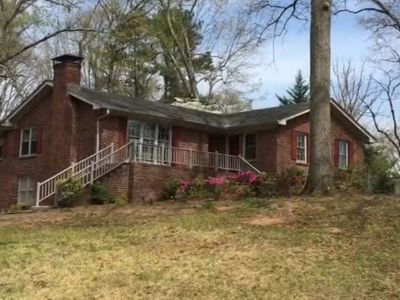 493 Balfour Dr