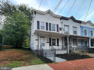 2226 Chester St SE